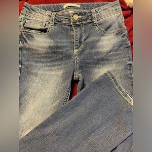 WISHFUL PARK DISTRESSED W THICK WHITE STITCHING LT DENIM JEANS SZ 12 Gently Used